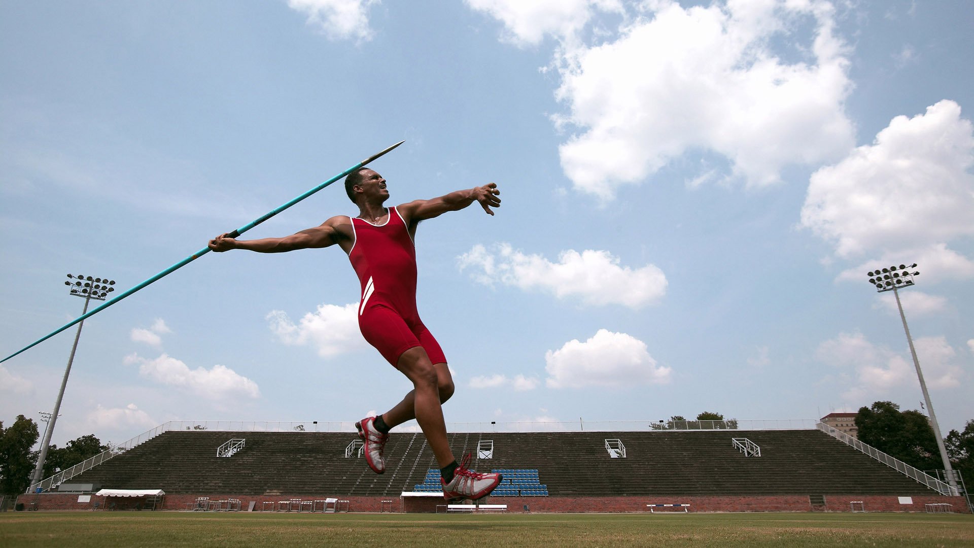 开云体育在线-当德甲争冠变成一波流，从拜仁多特，到马刺与辽宁的胜负隐喻