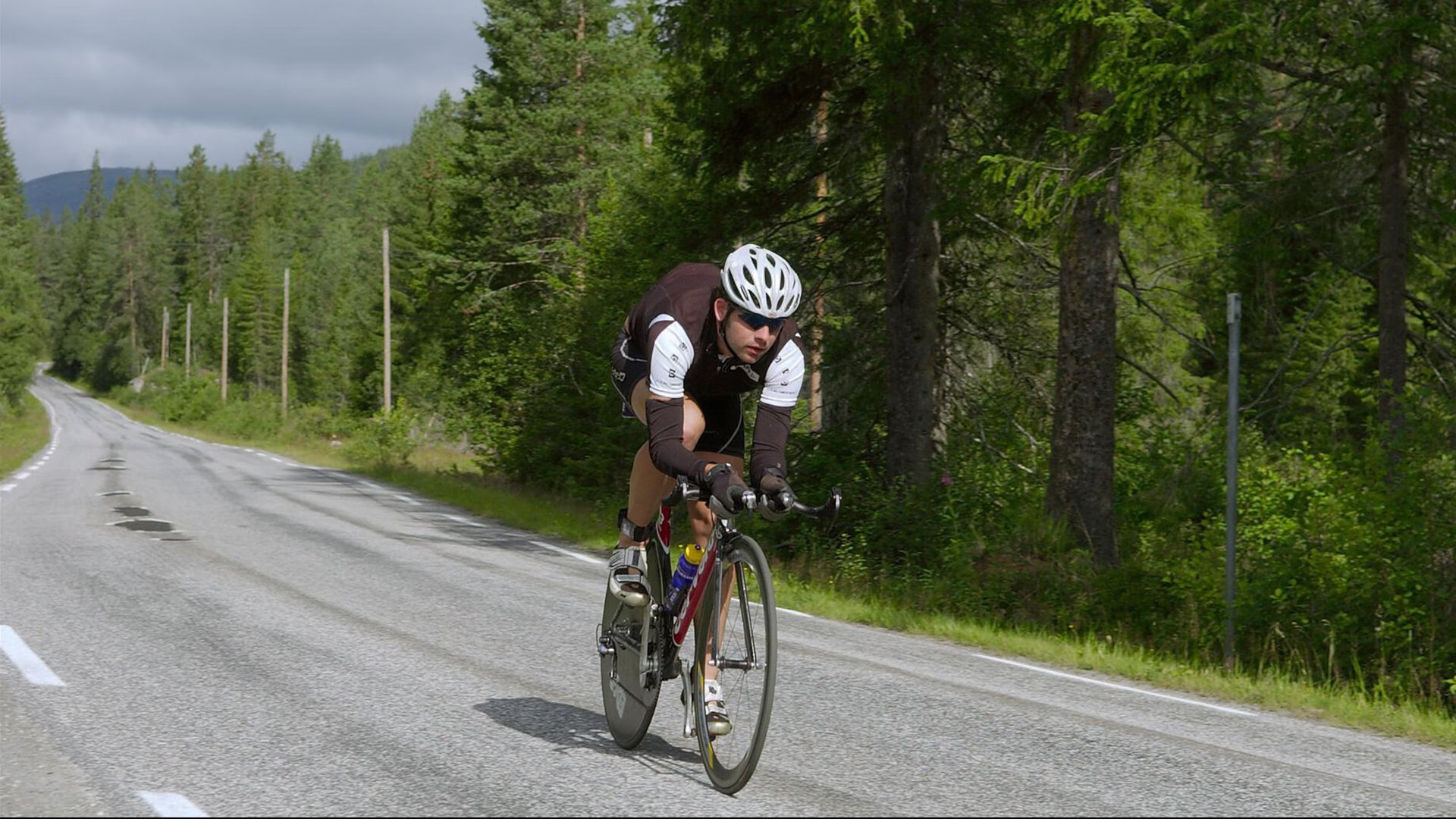 戈麦斯一剑封喉!马赛奇迹之夜,三狮军团防线如何被法国无名之辈彻底撕碎?