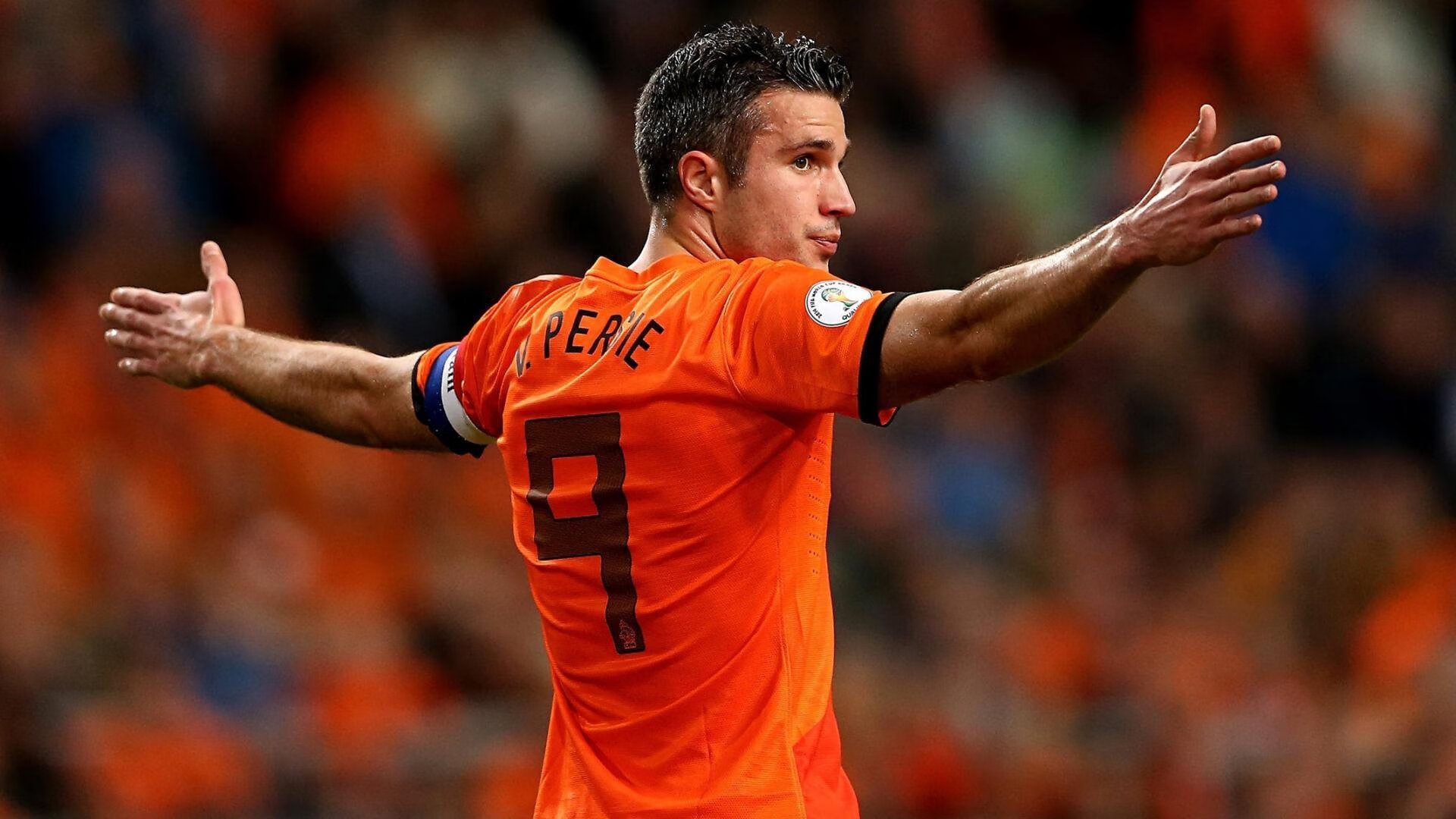 双线战场冰火两重天，意甲巅峰暗流汹涌，湖人绝地反击血性破魔术