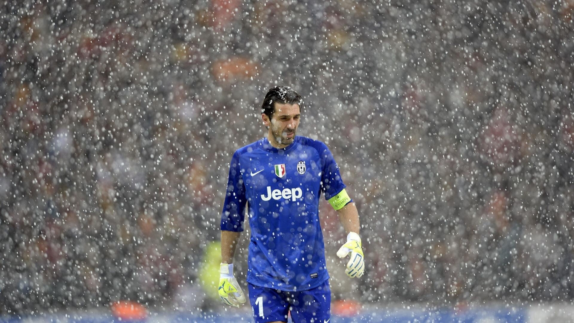 当英超争冠棋至中盘，公牛王朝余晖映照辽宁铁骑，体育世界没有孤立的战场