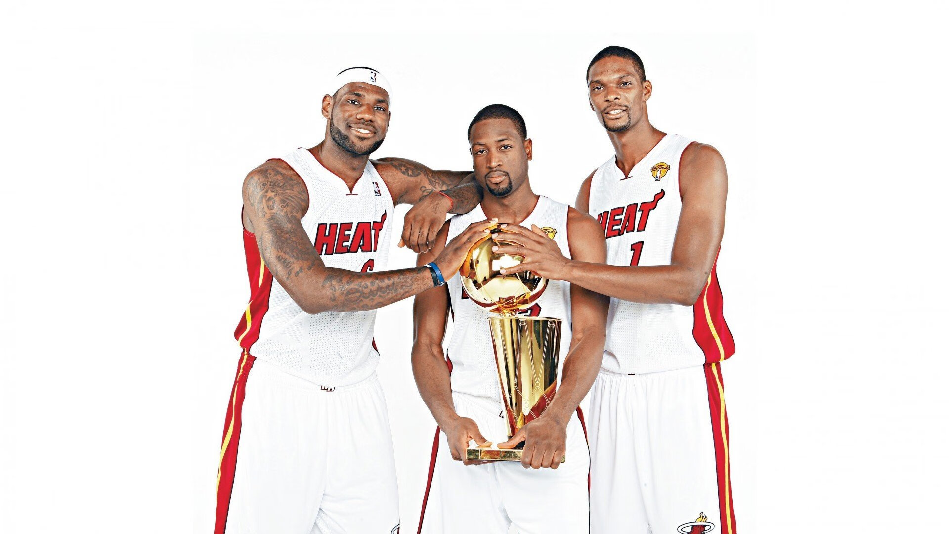 开云体育APP下载-英格拉姆狂暴演出！掘金vs骑士一战，悬念三节崩盘，他是如何主宰赛场的？