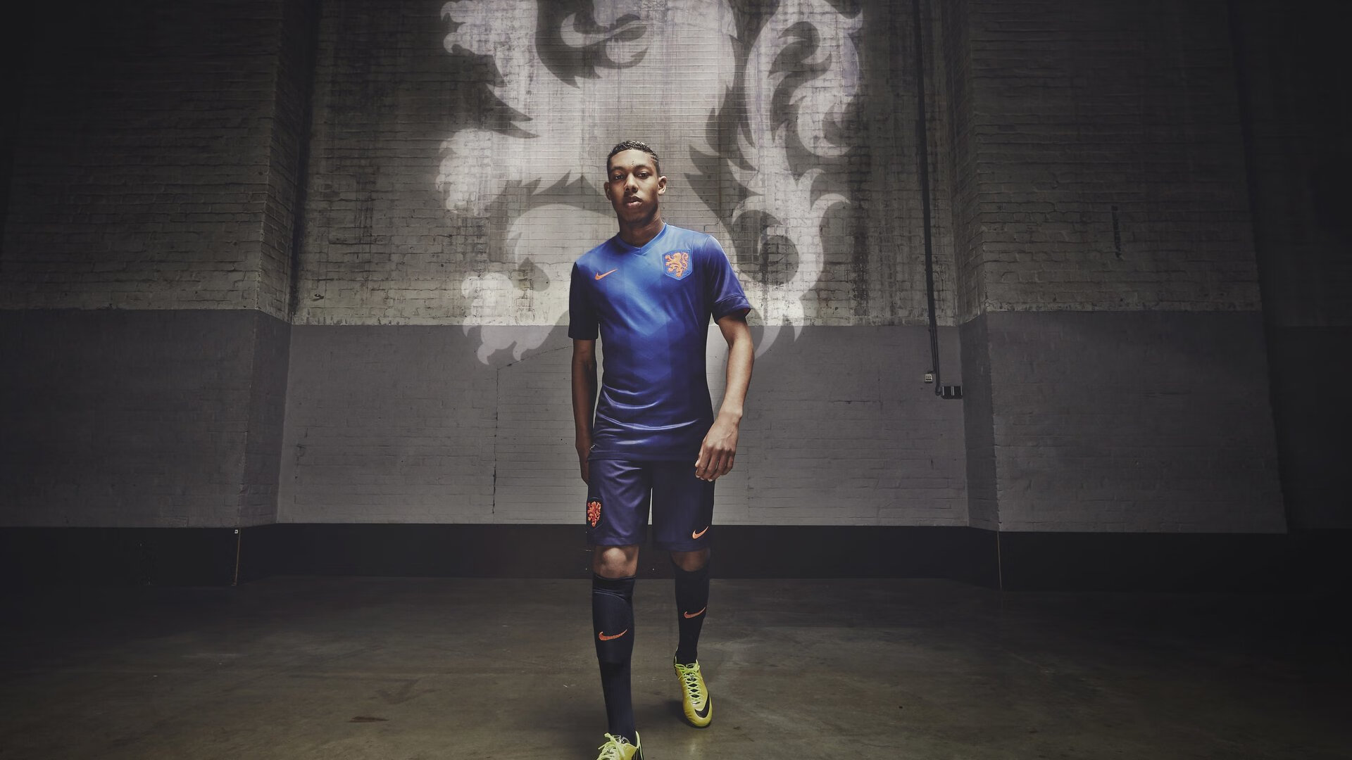 奇迹夜的角斗士,当卡塞米罗在绝境中为罗马戴上荆棘王冠