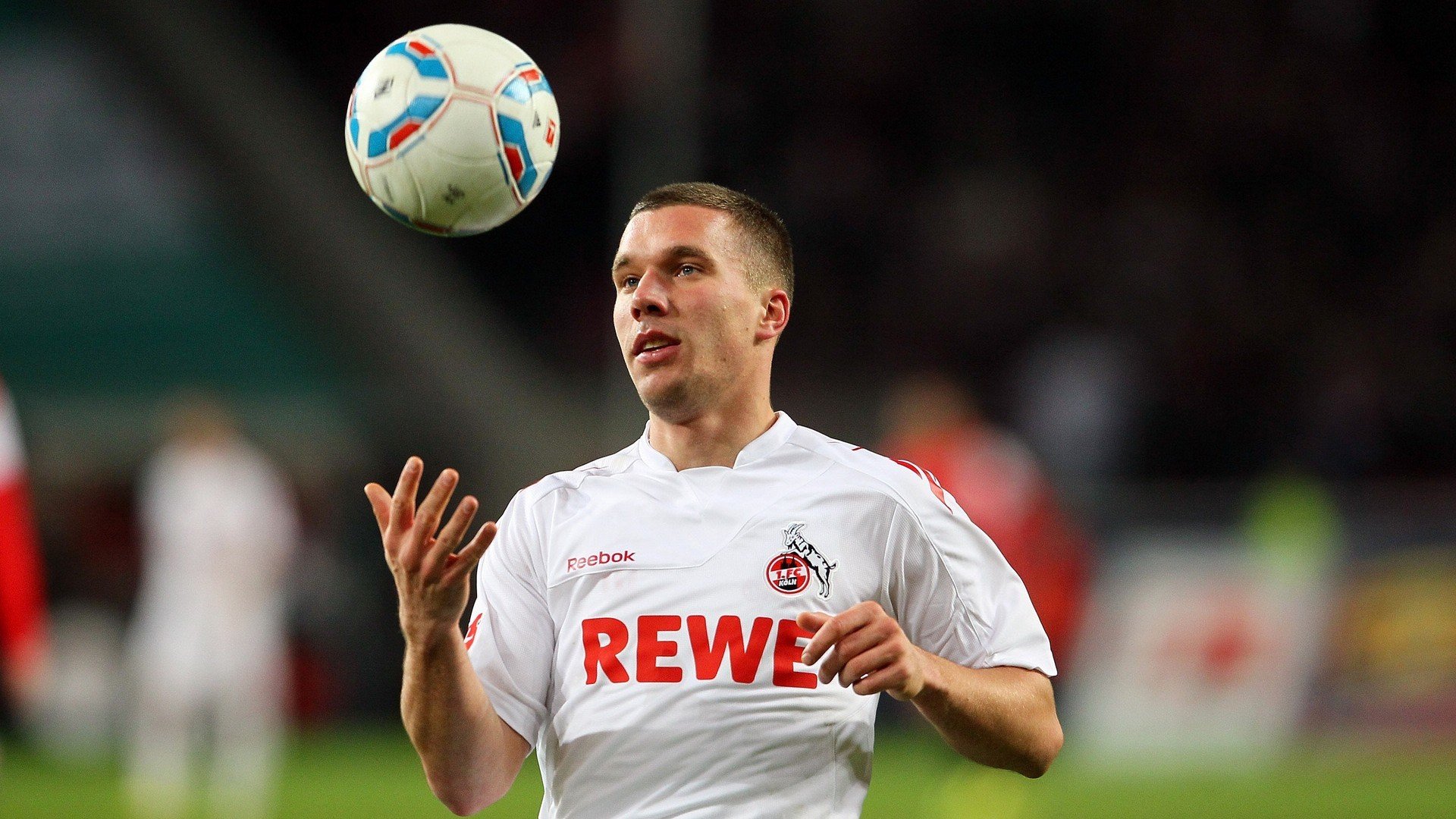 开云体育入口-单场轰出统治级数据！卢卡库一战刷爆纪录，谁说黑又硬已过时？